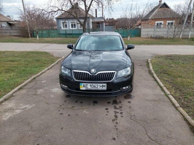 Черный Шкода Суперб, объемом двигателя 1.8 л и пробегом 64 тыс. км за 17500 $, фото 3 на Automoto.ua