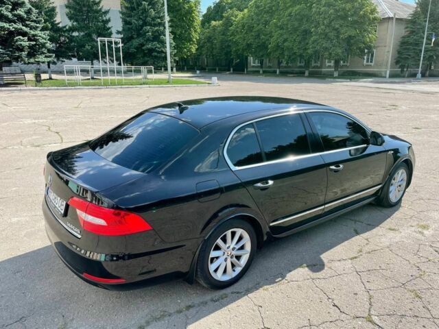 Черный Шкода Суперб, объемом двигателя 1.6 л и пробегом 250 тыс. км за 11000 $, фото 3 на Automoto.ua