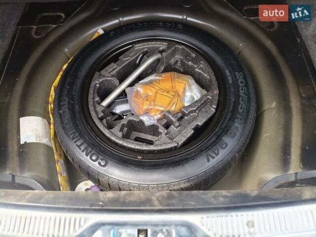 Черный Шкода Суперб, объемом двигателя 1.8 л и пробегом 227 тыс. км за 9999 $, фото 10 на Automoto.ua