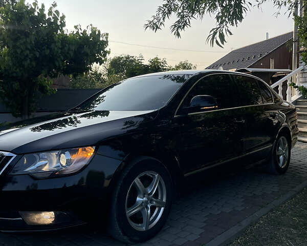 Чорний Шкода Суперб, об'ємом двигуна 1.97 л та пробігом 250 тис. км за 12200 $, фото 6 на Automoto.ua