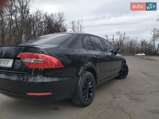 Шкода Суперб 2013 у Кривому Розі на Automoto.ua Чорний Шкода Суперб, об'ємом двигуна 1.8 л та пробігом 240 тис. км за 9900 $, фото 10 на Automoto.ua