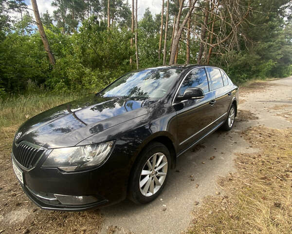 Черный Шкода Суперб, объемом двигателя 1.8 л и пробегом 165 тыс. км за 12000 $, фото 1 на Automoto.ua