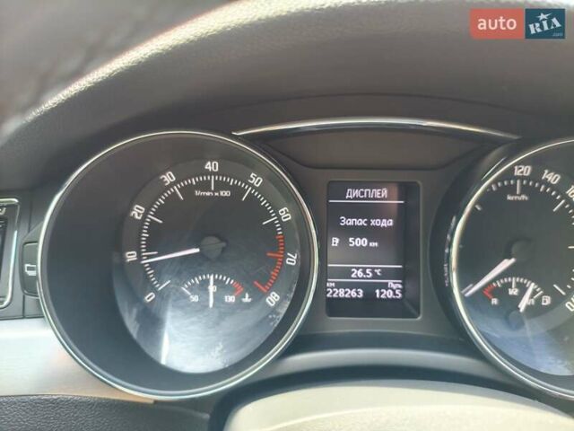 Черный Шкода Суперб, объемом двигателя 1.8 л и пробегом 227 тыс. км за 9999 $, фото 27 на Automoto.ua