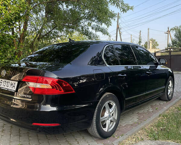 Чорний Шкода Суперб, об'ємом двигуна 1.97 л та пробігом 250 тис. км за 12200 $, фото 3 на Automoto.ua