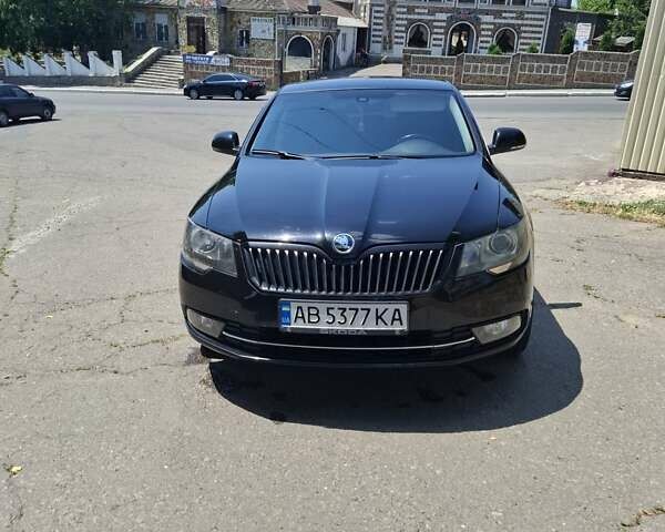 Черный Шкода Суперб, объемом двигателя 1.8 л и пробегом 212 тыс. км за 9800 $, фото 3 на Automoto.ua