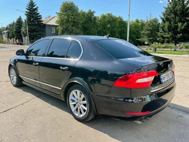Черный Шкода Суперб, объемом двигателя 1.6 л и пробегом 250 тыс. км за 11000 $, фото 2 на Automoto.ua