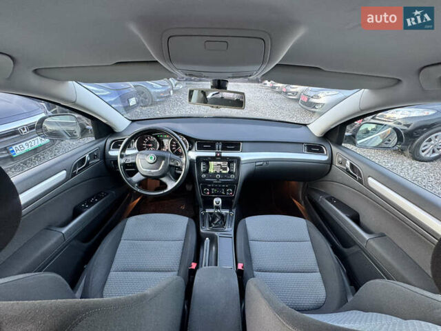 Черный Шкода Суперб, объемом двигателя 1.6 л и пробегом 220 тыс. км за 10600 $, фото 12 на Automoto.ua