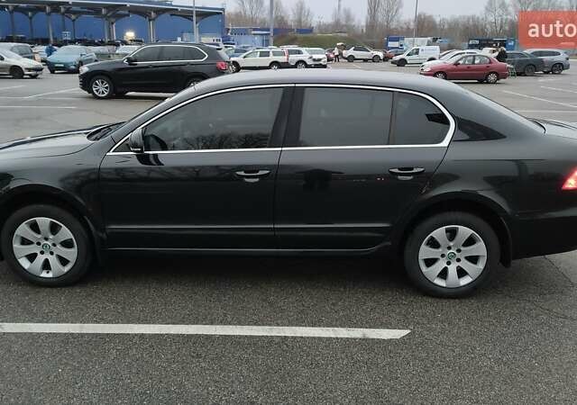 Черный Шкода Суперб, объемом двигателя 1.8 л и пробегом 149 тыс. км за 12000 $, фото 3 на Automoto.ua