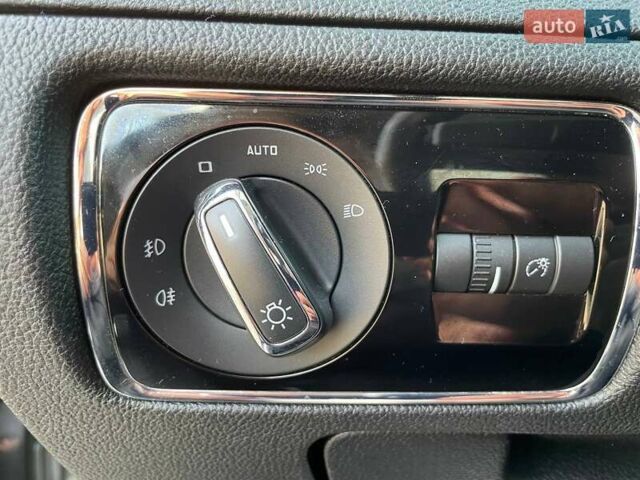 Чорний Шкода Суперб, об'ємом двигуна 1.97 л та пробігом 299 тис. км за 13190 $, фото 15 на Automoto.ua