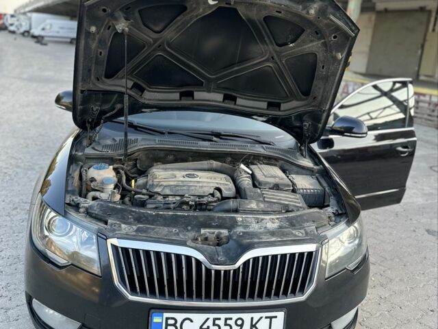 Черный Шкода Суперб, объемом двигателя 1.8 л и пробегом 350 тыс. км за 10000 $, фото 2 на Automoto.ua