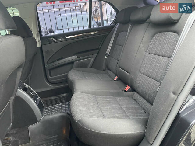 Черный Шкода Суперб, объемом двигателя 1.8 л и пробегом 212 тыс. км за 13999 $, фото 8 на Automoto.ua