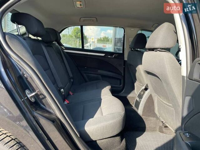 Чорний Шкода Суперб, об'ємом двигуна 1.97 л та пробігом 299 тис. км за 13190 $, фото 9 на Automoto.ua