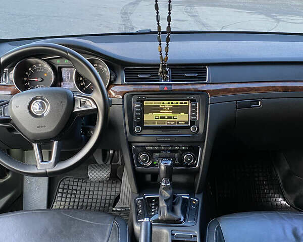 Черный Шкода Суперб, объемом двигателя 1.97 л и пробегом 320 тыс. км за 12500 $, фото 8 на Automoto.ua