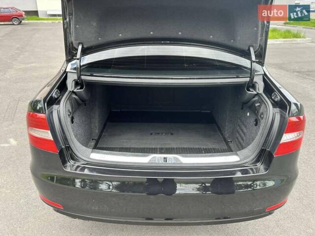 Черный Шкода Суперб, объемом двигателя 1.8 л и пробегом 292 тыс. км за 10700 $, фото 3 на Automoto.ua