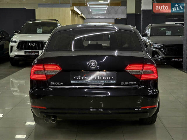 Черный Шкода Суперб, объемом двигателя 1.8 л и пробегом 253 тыс. км за 10799 $, фото 5 на Automoto.ua
