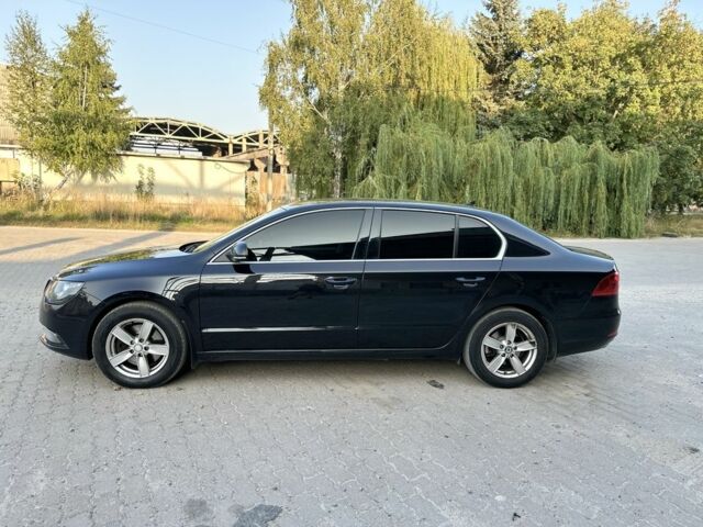 Черный Шкода Суперб, объемом двигателя 1.8 л и пробегом 350 тыс. км за 10000 $, фото 4 на Automoto.ua