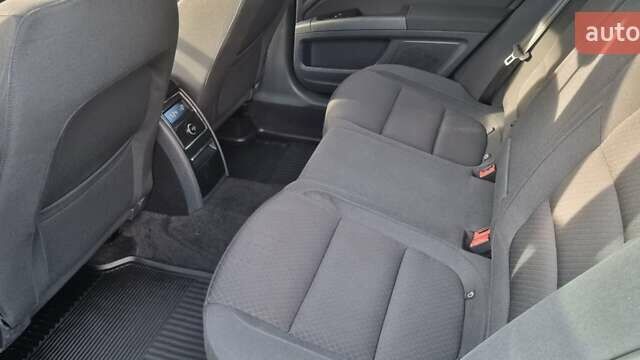 Черный Шкода Суперб, объемом двигателя 1.8 л и пробегом 65 тыс. км за 12500 $, фото 16 на Automoto.ua
