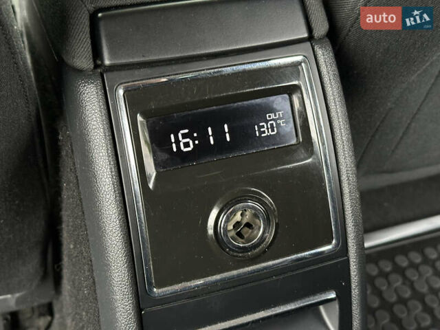 Черный Шкода Суперб, объемом двигателя 1.8 л и пробегом 227 тыс. км за 9200 $, фото 18 на Automoto.ua