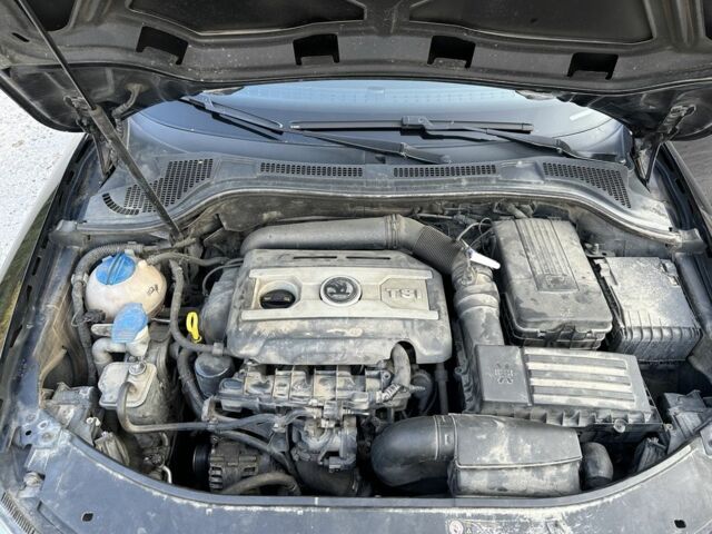 Черный Шкода Суперб, объемом двигателя 1.8 л и пробегом 350 тыс. км за 10000 $, фото 7 на Automoto.ua