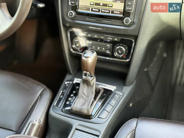 Черный Шкода Суперб, объемом двигателя 2 л и пробегом 184 тыс. км за 14300 $, фото 30 на Automoto.ua