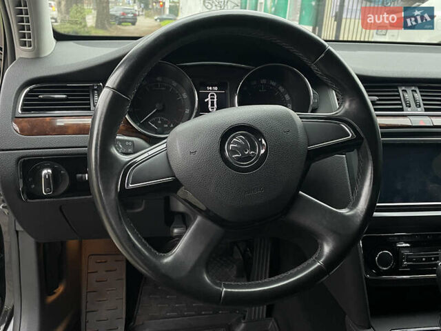 Черный Шкода Суперб, объемом двигателя 1.8 л и пробегом 212 тыс. км за 13999 $, фото 11 на Automoto.ua