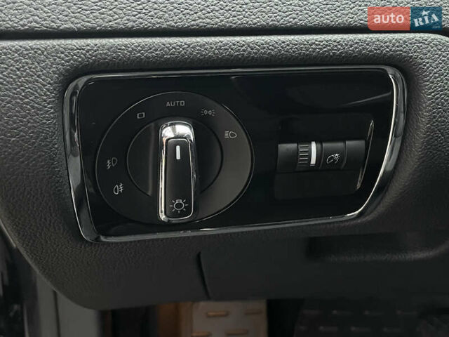 Черный Шкода Суперб, объемом двигателя 1.8 л и пробегом 212 тыс. км за 13999 $, фото 10 на Automoto.ua