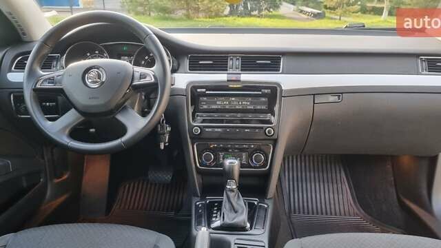 Черный Шкода Суперб, объемом двигателя 1.8 л и пробегом 65 тыс. км за 12500 $, фото 25 на Automoto.ua