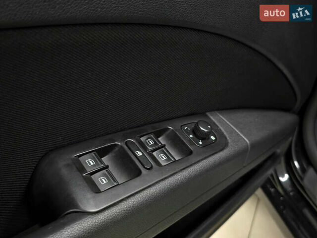 Черный Шкода Суперб, объемом двигателя 1.8 л и пробегом 253 тыс. км за 10799 $, фото 16 на Automoto.ua