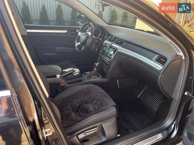 Черный Шкода Суперб, объемом двигателя 2 л и пробегом 299 тыс. км за 11300 $, фото 12 на Automoto.ua