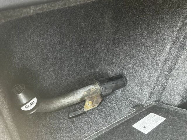 Черный Шкода Суперб, объемом двигателя 2 л и пробегом 299 тыс. км за 11300 $, фото 19 на Automoto.ua