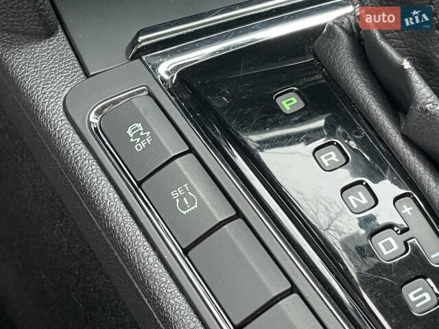 Черный Шкода Суперб, объемом двигателя 1.8 л и пробегом 212 тыс. км за 13999 $, фото 18 на Automoto.ua