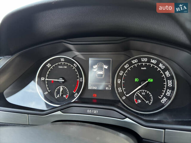 Черный Шкода Суперб, объемом двигателя 2 л и пробегом 260 тыс. км за 16500 $, фото 59 на Automoto.ua