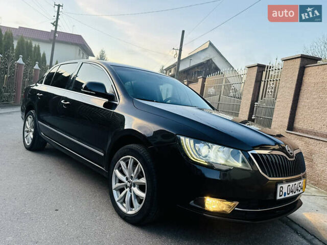 Черный Шкода Суперб, объемом двигателя 2 л и пробегом 326 тыс. км за 12700 $, фото 19 на Automoto.ua