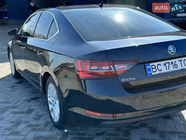 Черный Шкода Суперб, объемом двигателя 2 л и пробегом 184 тыс. км за 17500 $, фото 10 на Automoto.ua