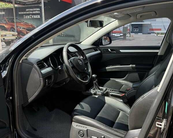 Чорний Шкода Суперб, об'ємом двигуна 1.6 л та пробігом 299 тис. км за 11500 $, фото 7 на Automoto.ua