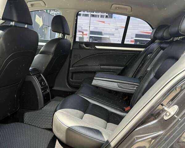 Чорний Шкода Суперб, об'ємом двигуна 1.6 л та пробігом 299 тис. км за 11500 $, фото 8 на Automoto.ua