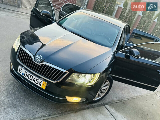 Черный Шкода Суперб, объемом двигателя 2 л и пробегом 326 тыс. км за 12700 $, фото 65 на Automoto.ua