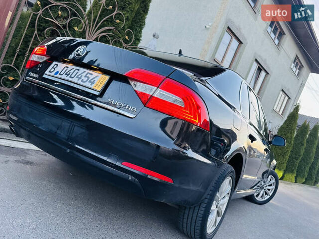 Черный Шкода Суперб, объемом двигателя 2 л и пробегом 326 тыс. км за 12700 $, фото 24 на Automoto.ua
