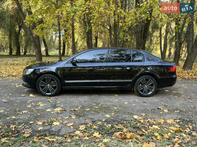Чорний Шкода Суперб, об'ємом двигуна 2 л та пробігом 283 тис. км за 15499 $, фото 3 на Automoto.ua