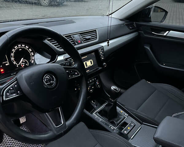 Чорний Шкода Суперб, об'ємом двигуна 1.97 л та пробігом 290 тис. км за 14700 $, фото 12 на Automoto.ua