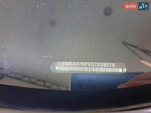 Черный Шкода Суперб, объемом двигателя 1.97 л и пробегом 184 тыс. км за 17500 $, фото 4 на Automoto.ua