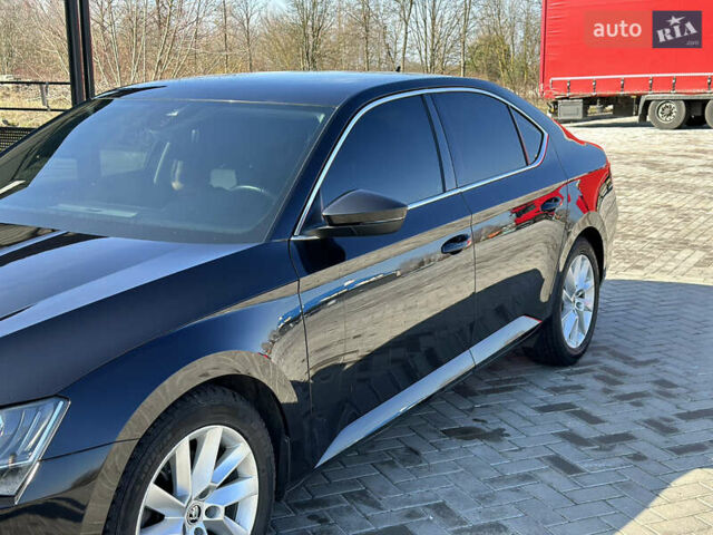 Черный Шкода Суперб, объемом двигателя 2 л и пробегом 184 тыс. км за 17500 $, фото 9 на Automoto.ua