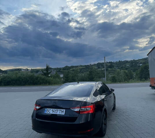 Черный Шкода Суперб, объемом двигателя 2 л и пробегом 270 тыс. км за 14700 $, фото 4 на Automoto.ua