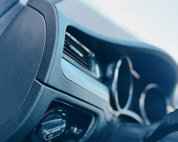 Черный Шкода Суперб, объемом двигателя 2 л и пробегом 326 тыс. км за 12700 $, фото 91 на Automoto.ua