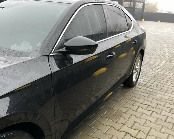 Черный Шкода Суперб, объемом двигателя 2 л и пробегом 184 тыс. км за 17500 $, фото 12 на Automoto.ua