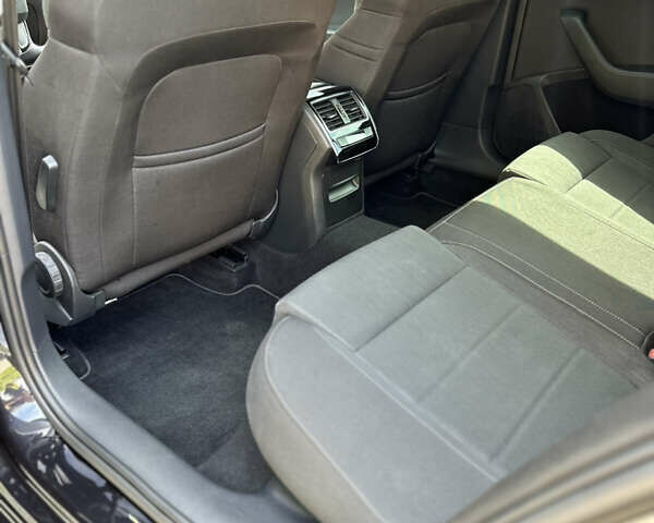 Черный Шкода Суперб, объемом двигателя 1.97 л и пробегом 228 тыс. км за 16000 $, фото 9 на Automoto.ua