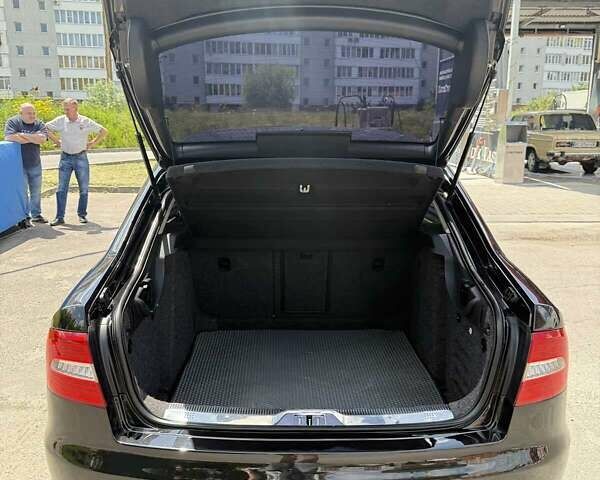 Чорний Шкода Суперб, об'ємом двигуна 1.6 л та пробігом 299 тис. км за 11500 $, фото 6 на Automoto.ua