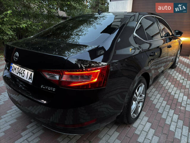 Черный Шкода Суперб, объемом двигателя 2 л и пробегом 260 тыс. км за 16500 $, фото 27 на Automoto.ua