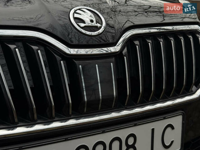 Черный Шкода Суперб, объемом двигателя 2 л и пробегом 284 тыс. км за 17500 $, фото 20 на Automoto.ua