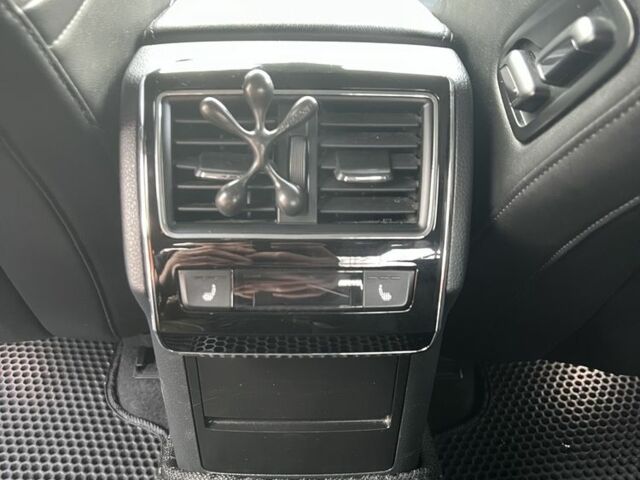 Шкода Суперб 2016 у Львові на Automoto.ua Чорний Шкода Суперб, об'ємом двигуна 2 л та пробігом 280 тис. км за 17500 $, фото 10 на Automoto.ua